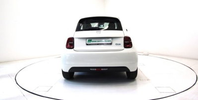 Fiat 500e Action Berlina 23,65 kWh (4)