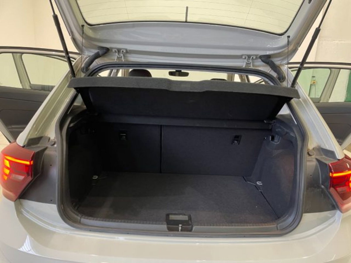 Volkswagen Polo 1.0 Life 80cv (13)