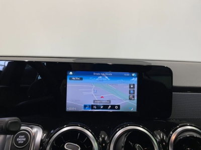 Mercedes-Benz GLB 220 d Automatic 4Matic Sport (10)