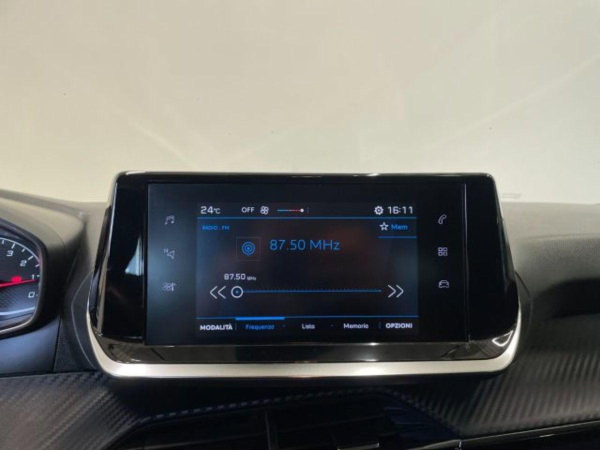 Peugeot 208 1.2 puretech Active s&s 75cv (11)