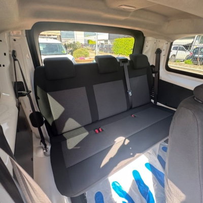 Peugeot Expert Furgone BlueHDi 120 S&S PC-TN Combi Compact (18)
