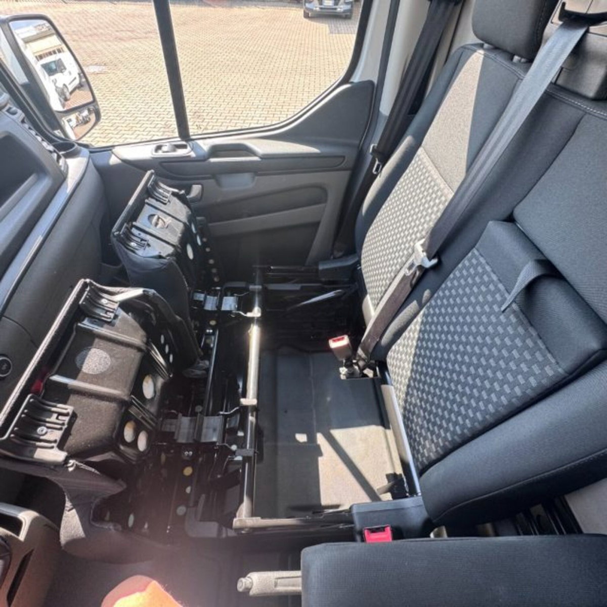 Ford Transit Custom Furgone 300 2.0 EcoBlue PC Furgone Trend (11)