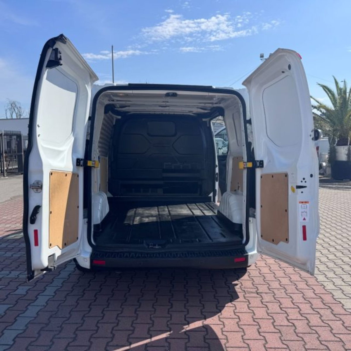 Ford Transit Custom Furgone 300 2.0 EcoBlue PC Furgone Trend (12)