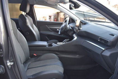 Peugeot 3008 BlueHDi 130 S&S EAT8 Allure Pack (19)