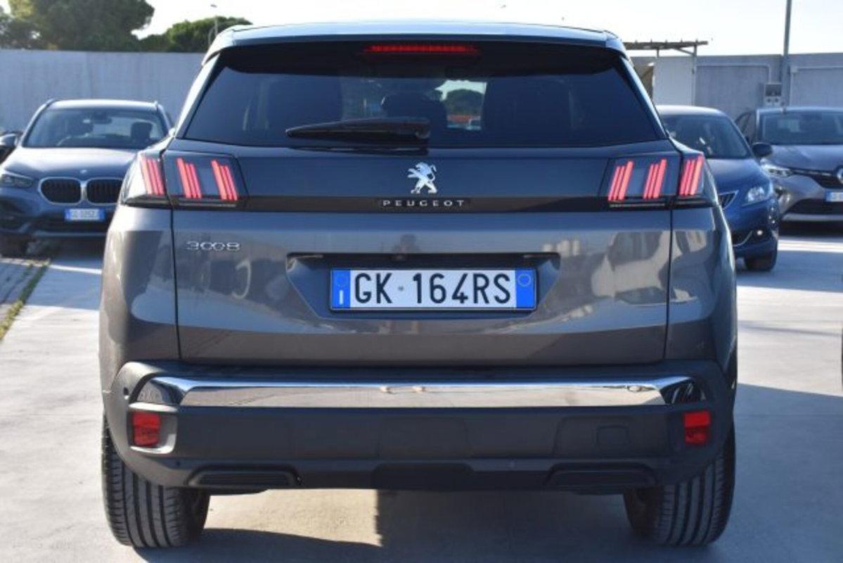 Peugeot 3008 BlueHDi 130 S&S EAT8 Allure Pack (5)