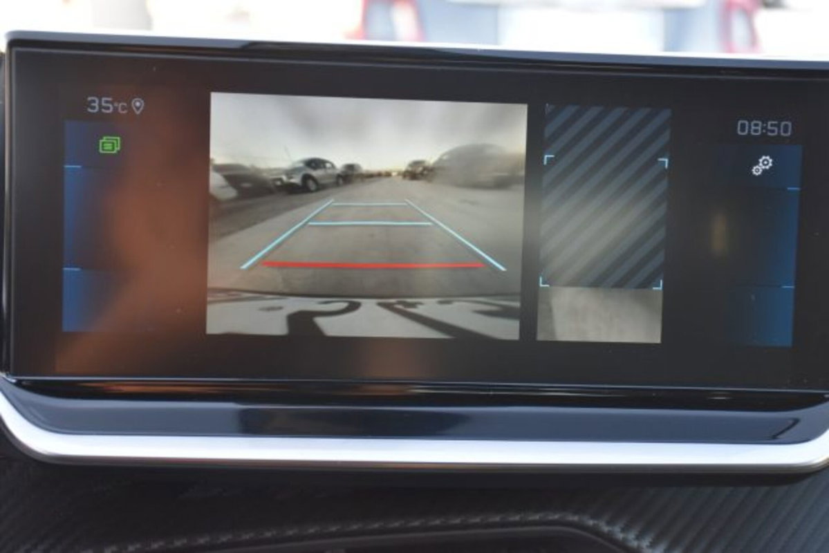 Peugeot 208 PureTech 130 Stop&Start EAT8 5 porte GT (11)
