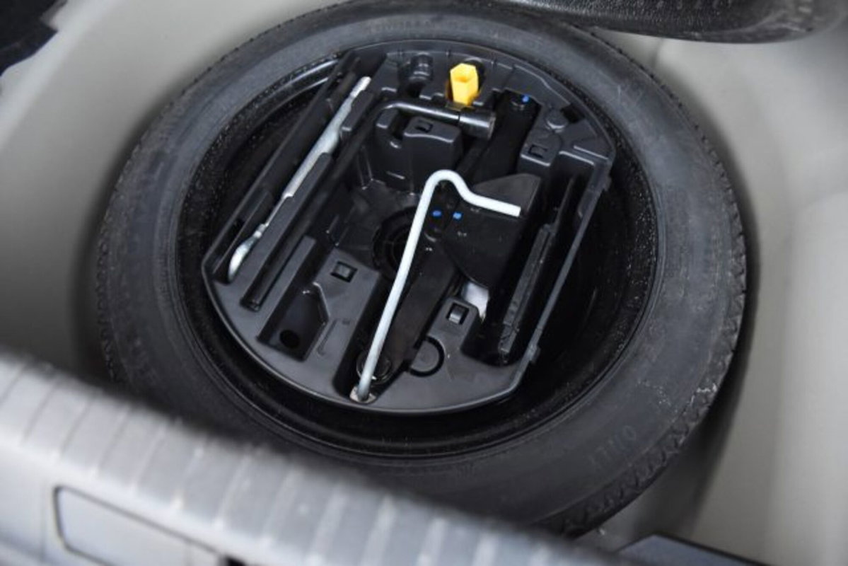 Peugeot 208 PureTech 130 Stop&Start EAT8 5 porte GT (19)
