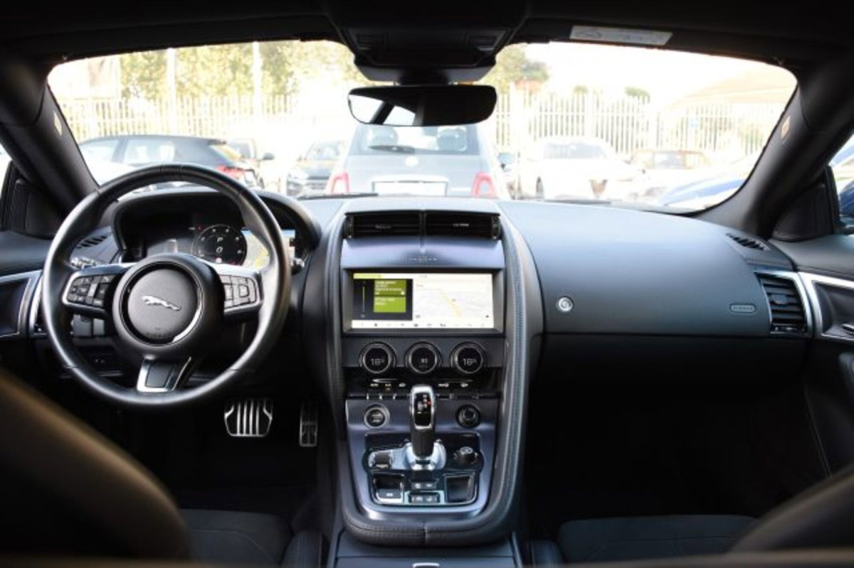 Jaguar F-Type Coupé 2.0 aut. Coupé R-Dynamic Black (11)