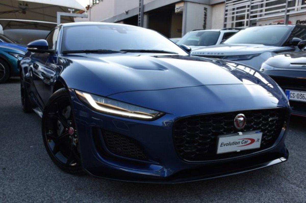 Jaguar F-Type Coupé 2.0 aut. Coupé R-Dynamic Black (3)