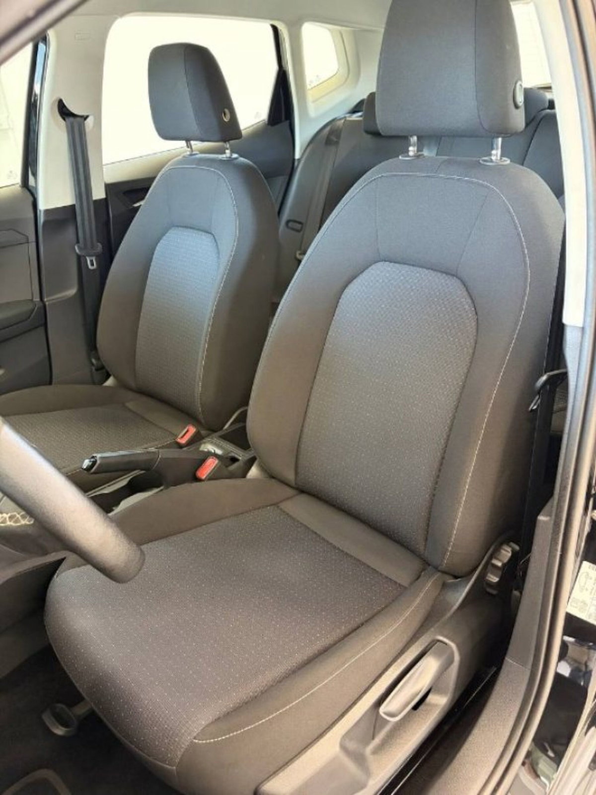 SEAT Arona 1.0 EcoTSI Style (9)