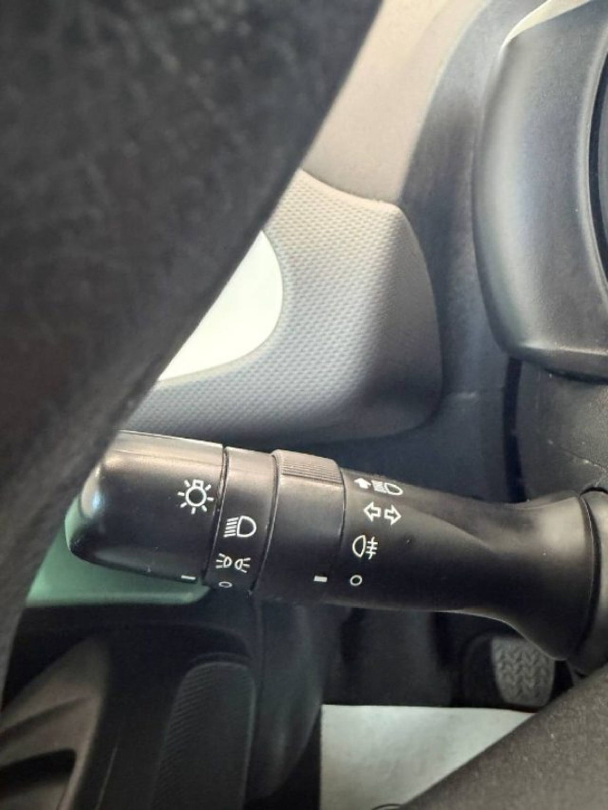 Citroen C1 Airscape C1 Airscape VTi 72 S&S 5 porte Shine (19)