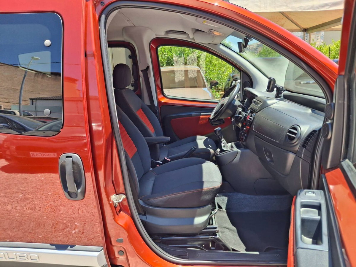 Fiat Qubo 1.3 MJT 95 CV Trekking (12)