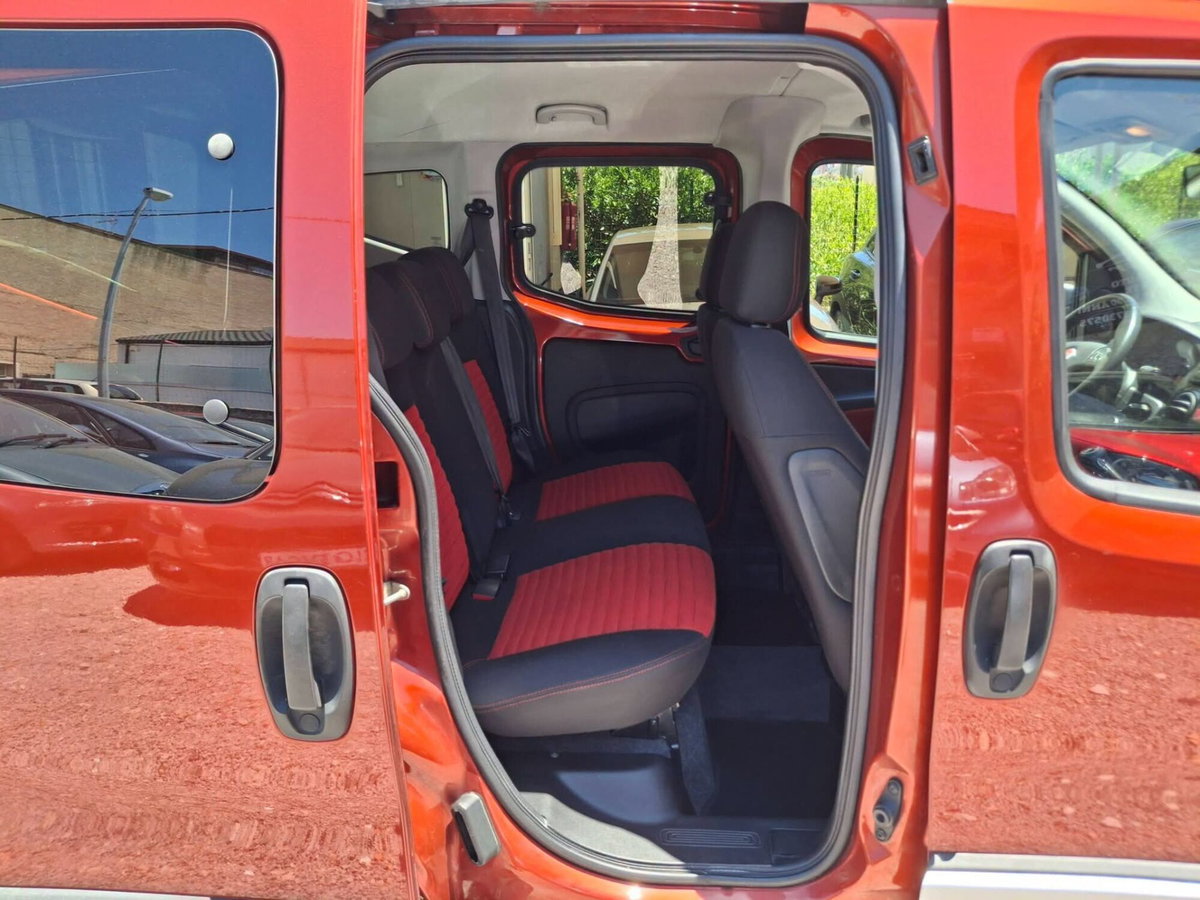 Fiat Qubo 1.3 MJT 95 CV Trekking (14)