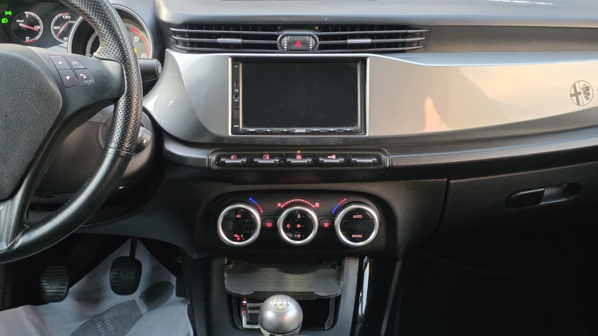 Alfa Romeo Giulietta 2.0 JTDm-2 Progression 140cv (13)