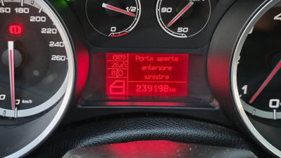 Alfa Romeo Giulietta 2.0 JTDm-2 Progression 140cv (15)