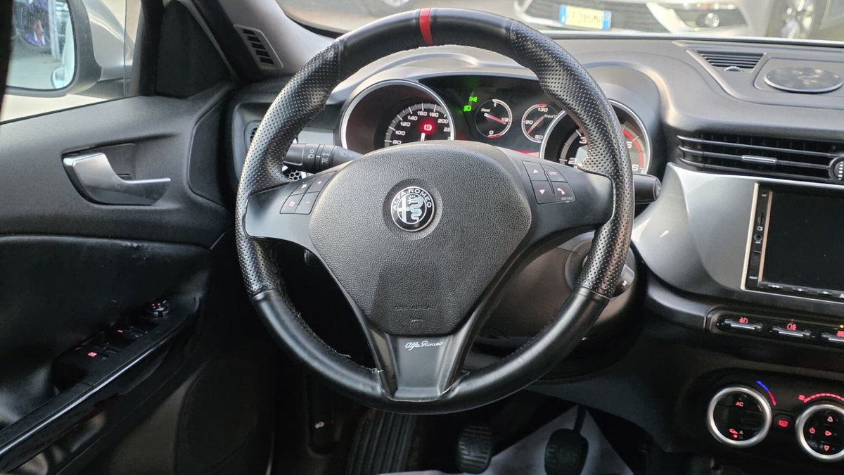 Alfa Romeo Giulietta 2.0 JTDm-2 Progression 140cv (17)