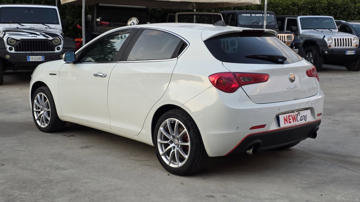 Alfa Romeo Giulietta 2.0 JTDm-2 Progression 140cv (6)