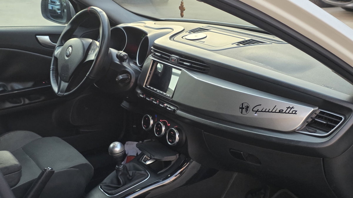 Alfa Romeo Giulietta 2.0 JTDm-2 Progression 140cv (9)