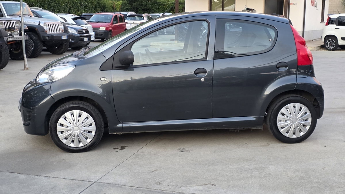 Peugeot 107 68CV 5p. Allure (4)