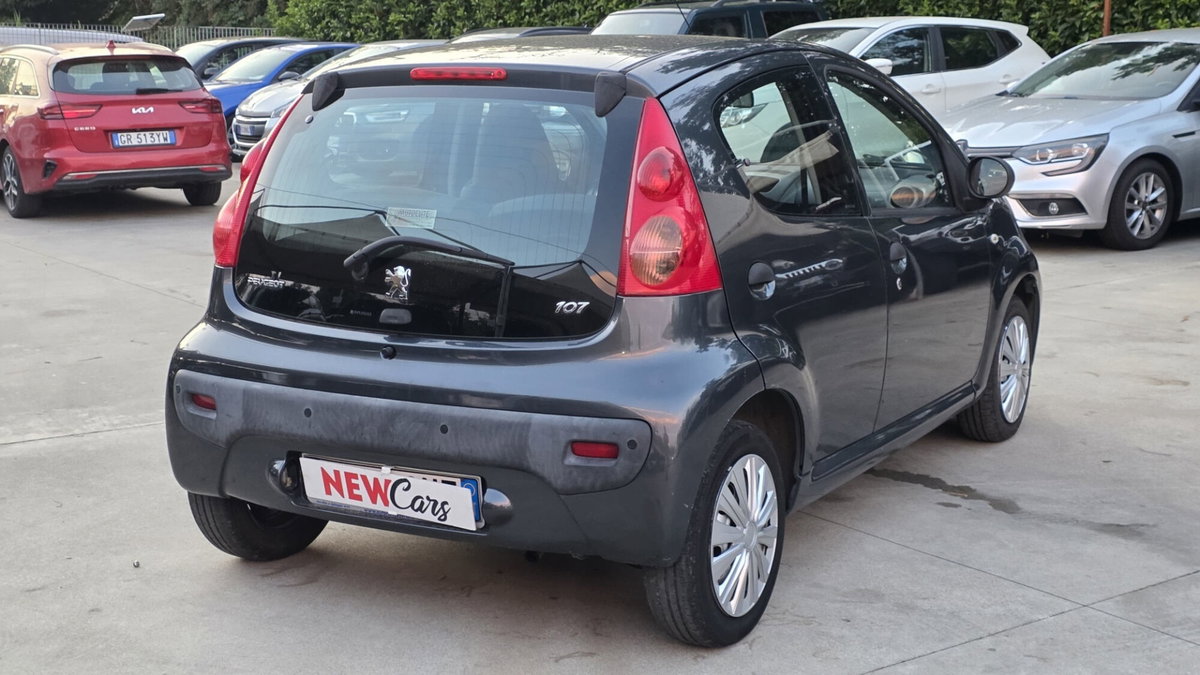Peugeot 107 68CV 5p. Allure (5)