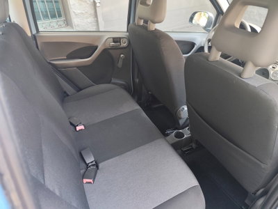 Fiat Panda 1.2 Emotion (9)