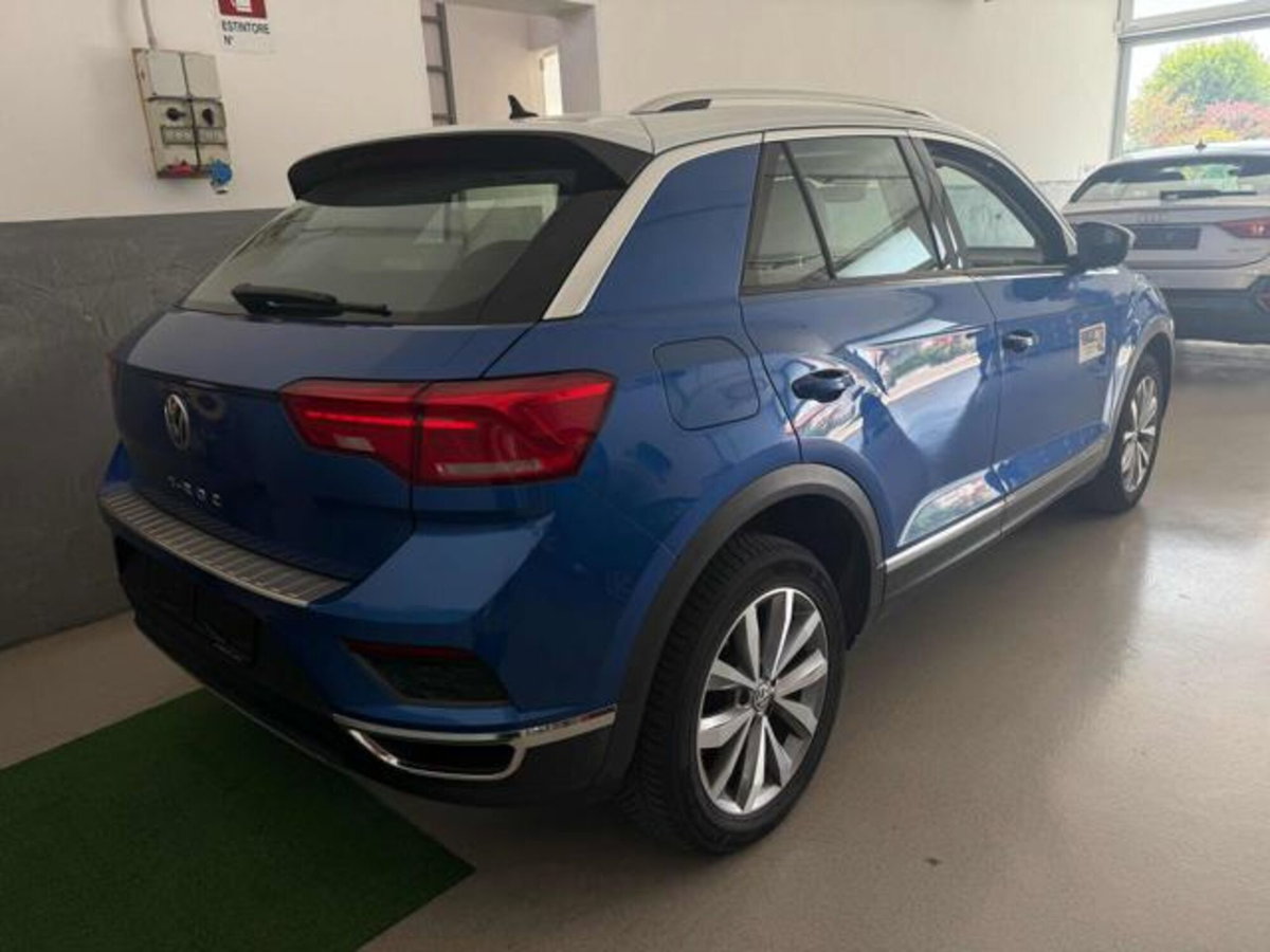 Volkswagen T-Roc 1.0 tsi Sport 115cv (2)