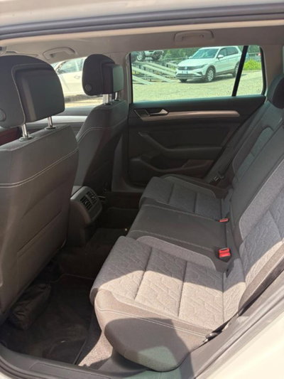 Volkswagen Passat Variant 2.0 TDI SCR EVO DSG Business (4)