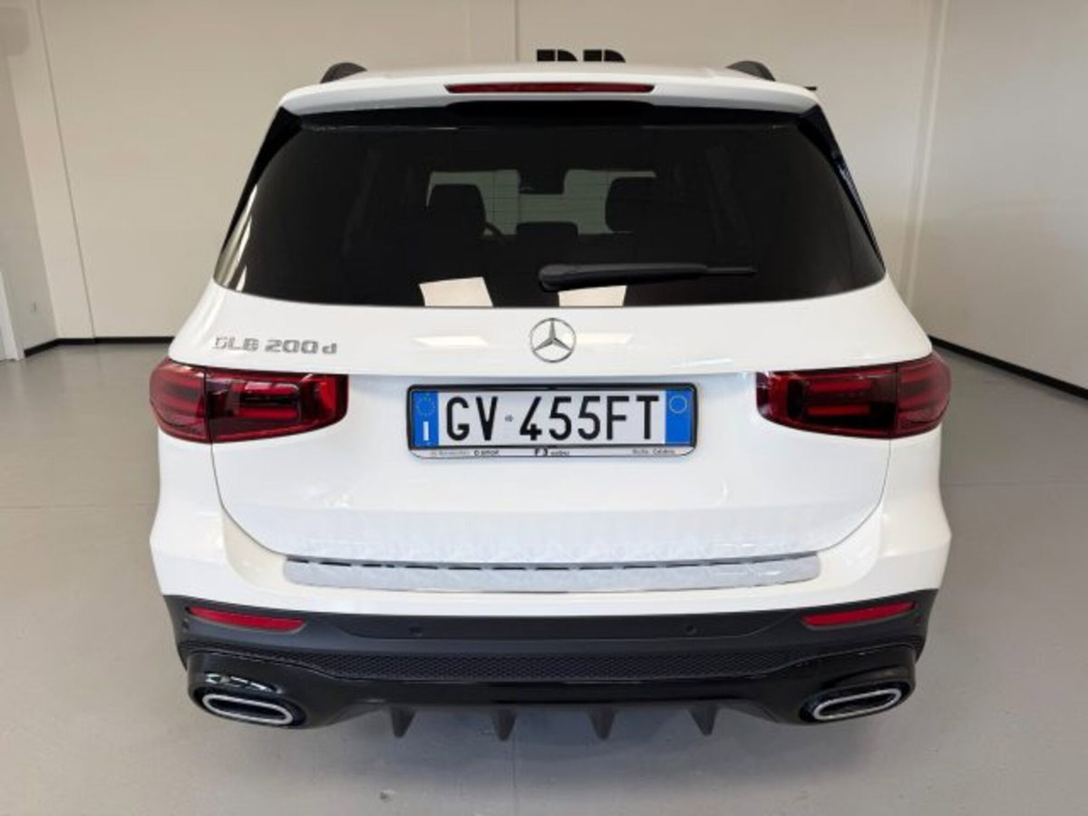 Mercedes-Benz GLB 200 d AMG Line Premium auto (8)