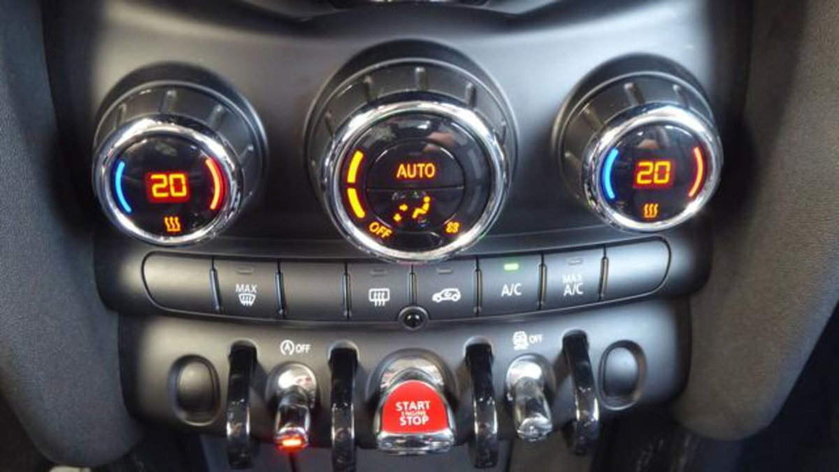 MINI Mini 1.5 Cooper D Hype (12)
