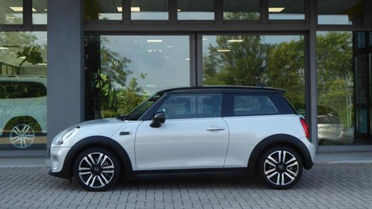 MINI Mini 1.5 Cooper D Hype (2)