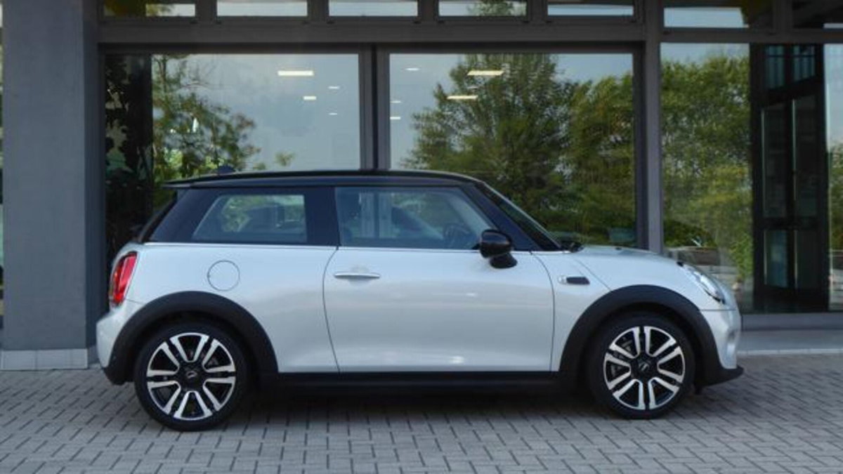 MINI Mini 1.5 Cooper D Hype (4)