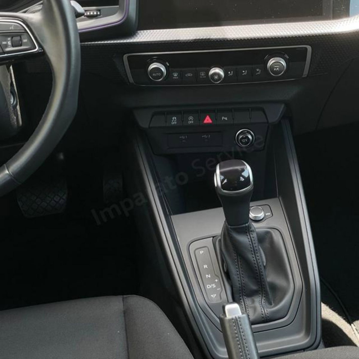 Audi A1 allstreet allstreet 30 TFSI S tronic Identity Contrast (14)