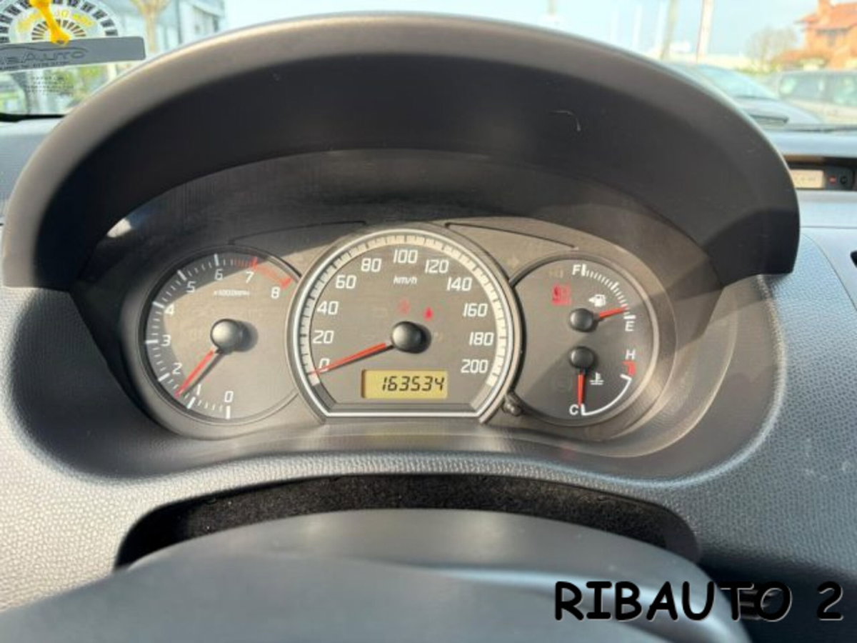 Suzuki Swift 1.3 4x4 5p. GL (12)