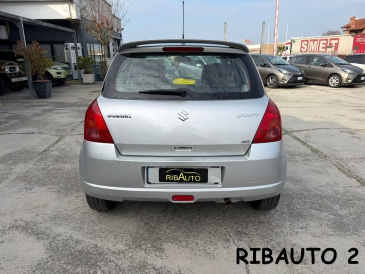 Suzuki Swift 1.3 4x4 5p. GL (14)