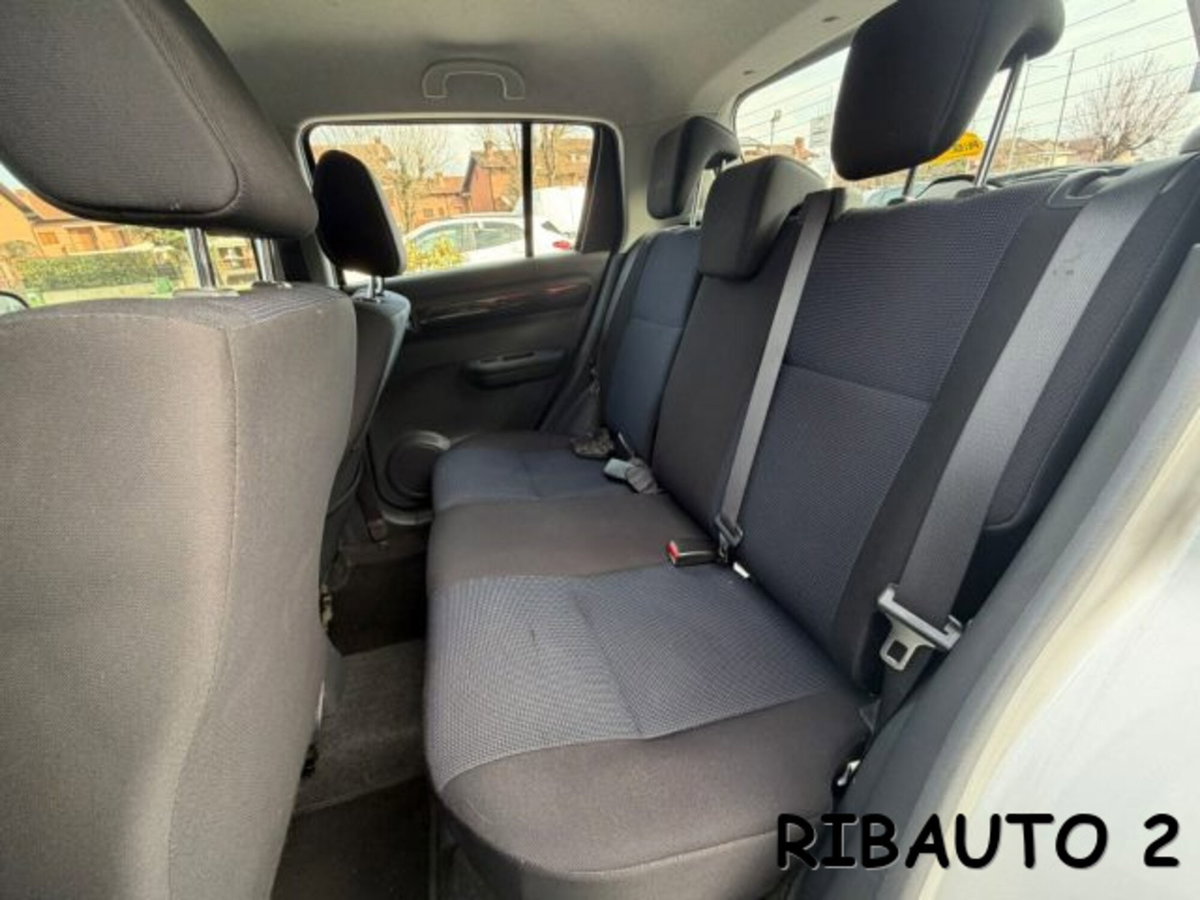 Suzuki Swift 1.3 4x4 5p. GL (19)
