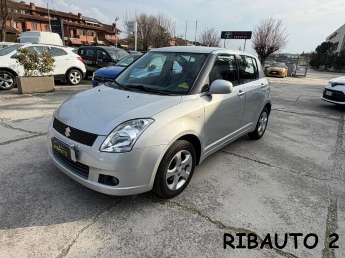 Suzuki Swift 1.3 4x4 5p. GL (4)