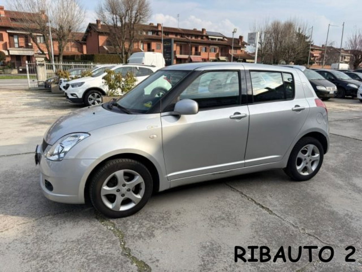 Suzuki Swift 1.3 4x4 5p. GL (8)