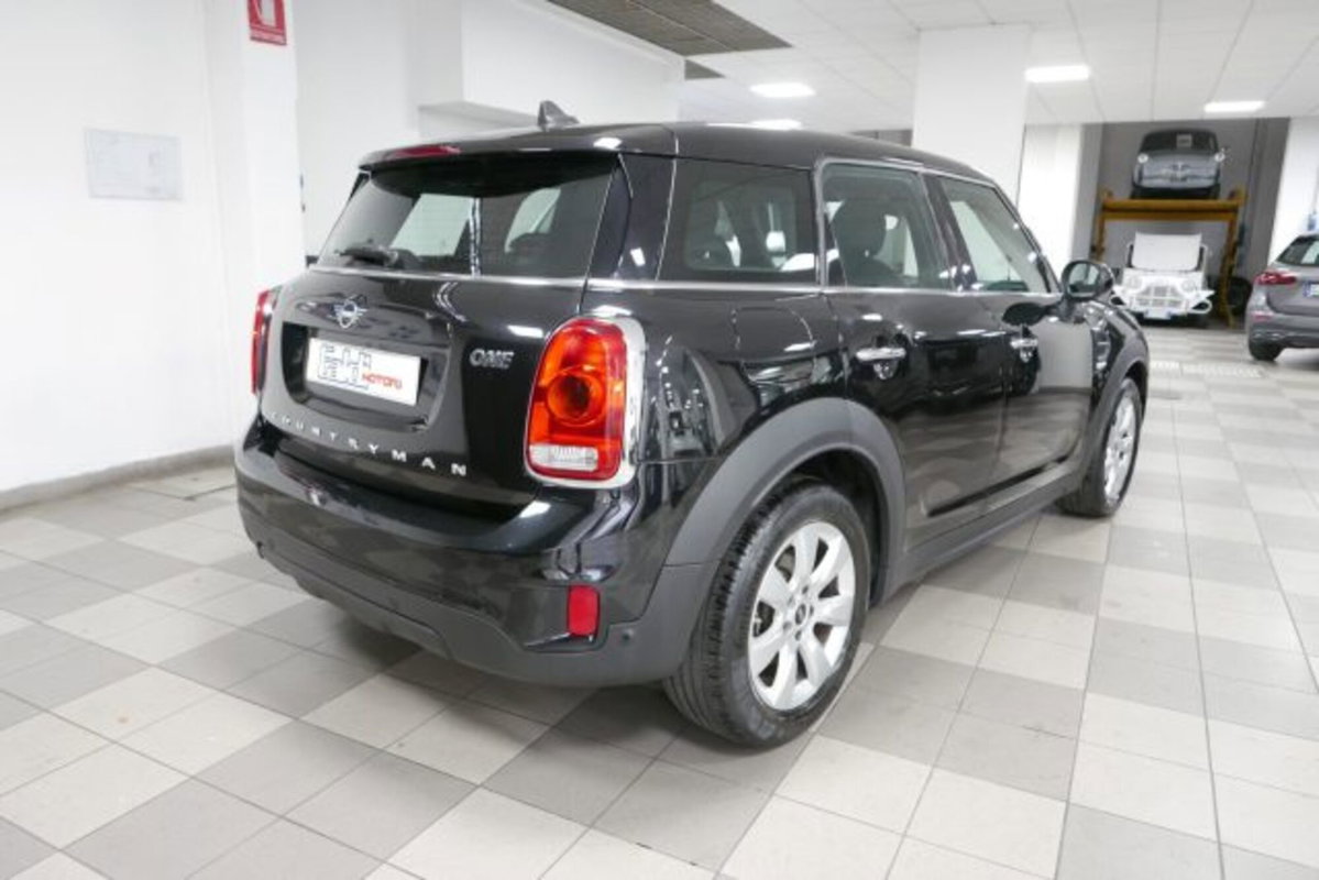 MINI Mini Countryman 1.5 One Business Countryman Automatica (4)