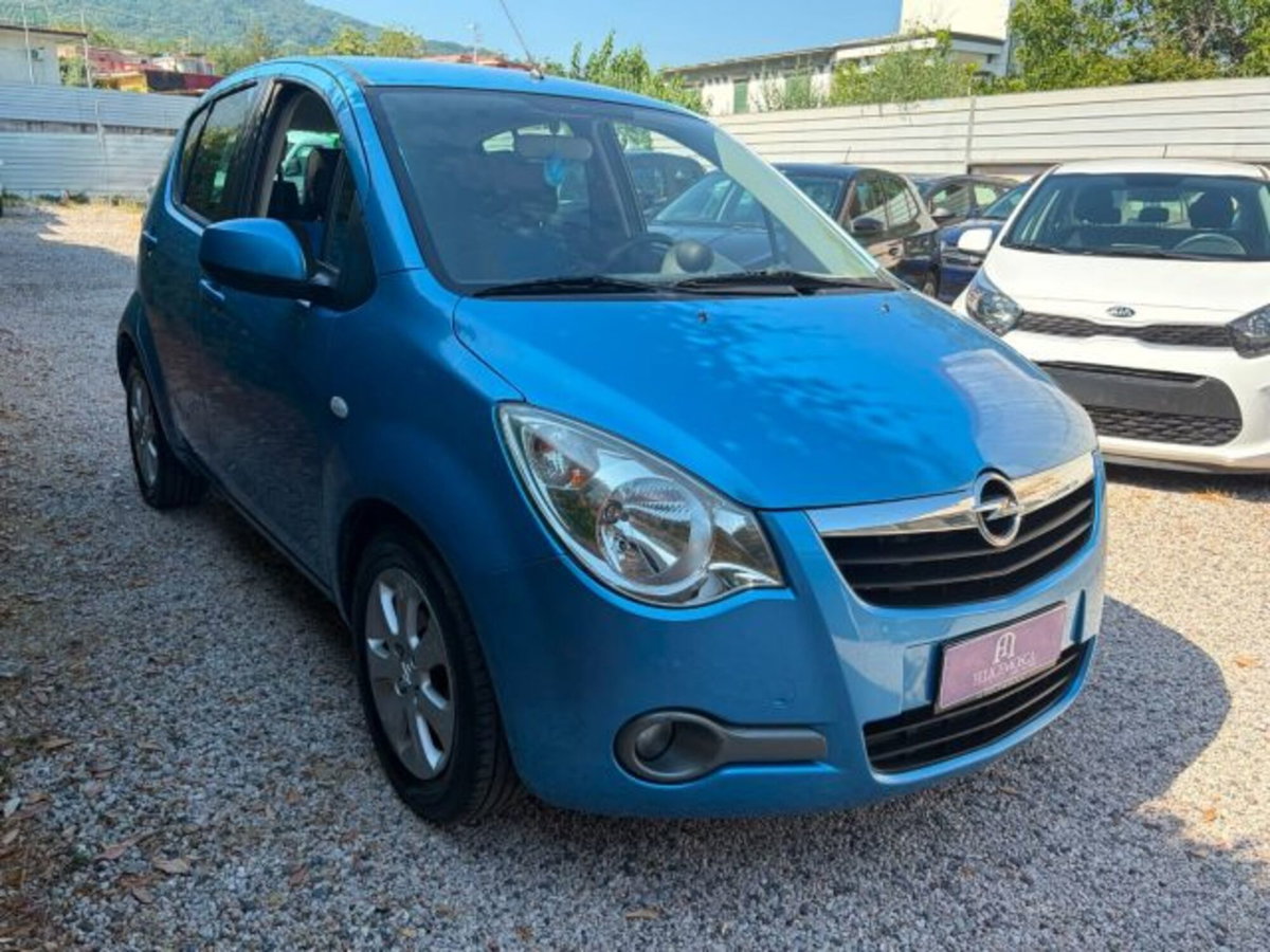 Opel Agila 1.0 12V 65CV (2)