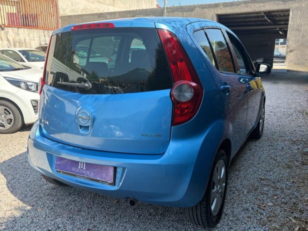 Opel Agila 1.0 12V 65CV (5)