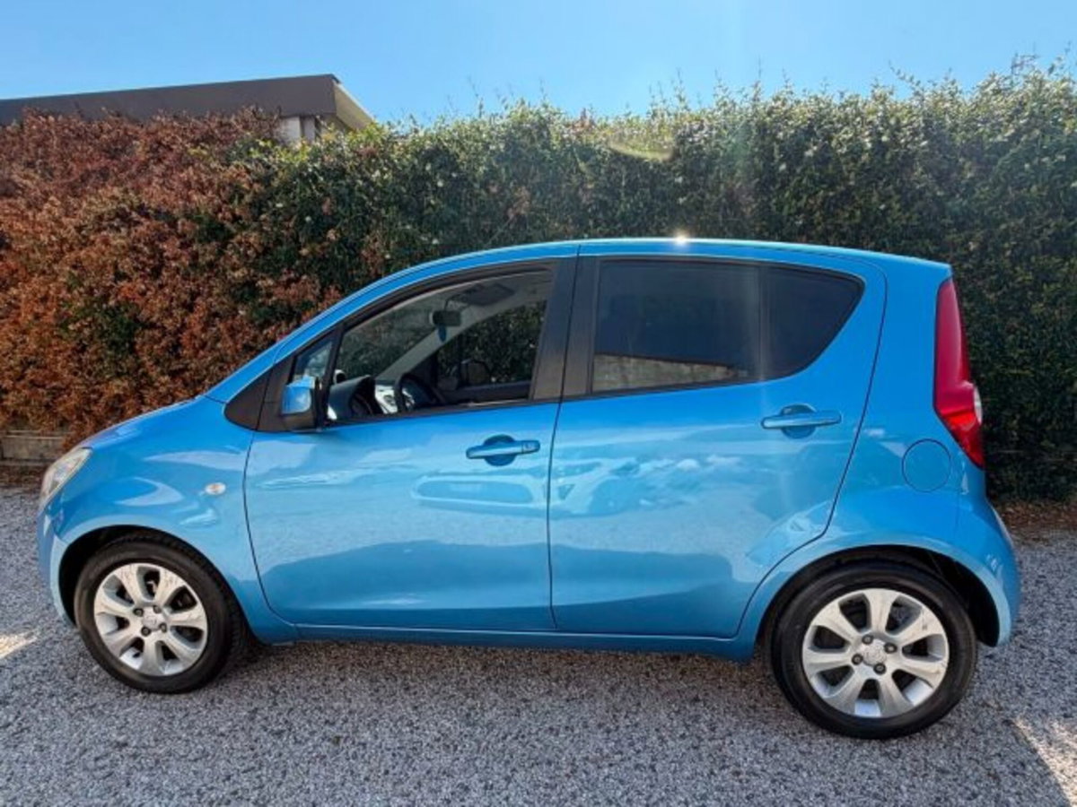 Opel Agila 1.0 12V 65CV (7)