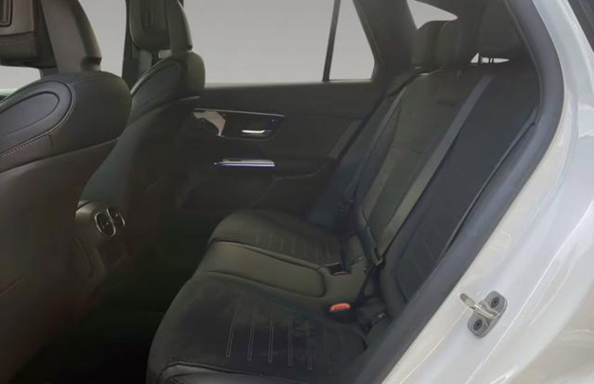 Mercedes-Benz GLC 220 d 4Matic Mild Hybrid AMG Premium Plus (12)