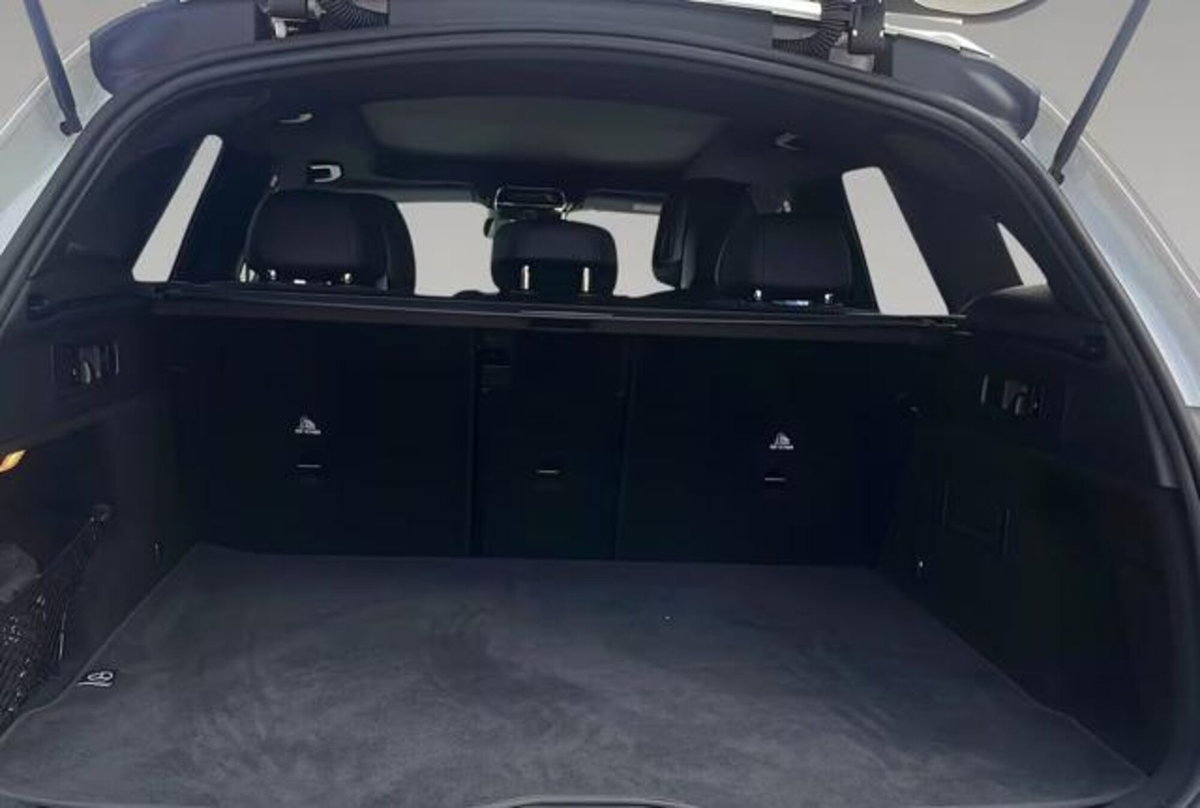 Mercedes-Benz GLC 220 d 4Matic Mild Hybrid AMG Premium Plus (13)