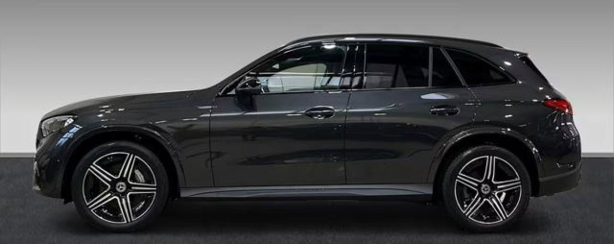 Mercedes-Benz GLC 220 d 4Matic Mild Hybrid AMG Premium Plus (4)