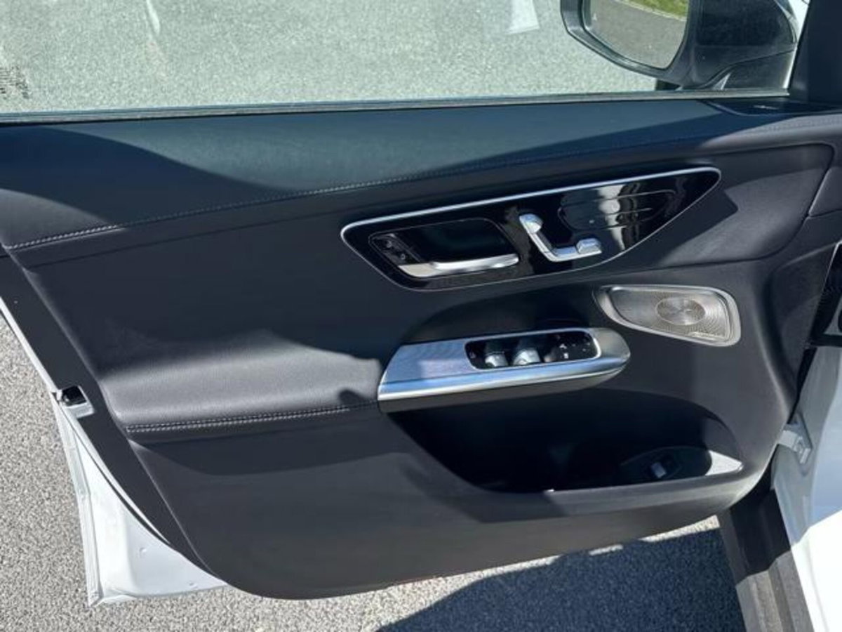 Mercedes-Benz GLC 220 d 4Matic Mild Hybrid AMG Premium Plus (11)