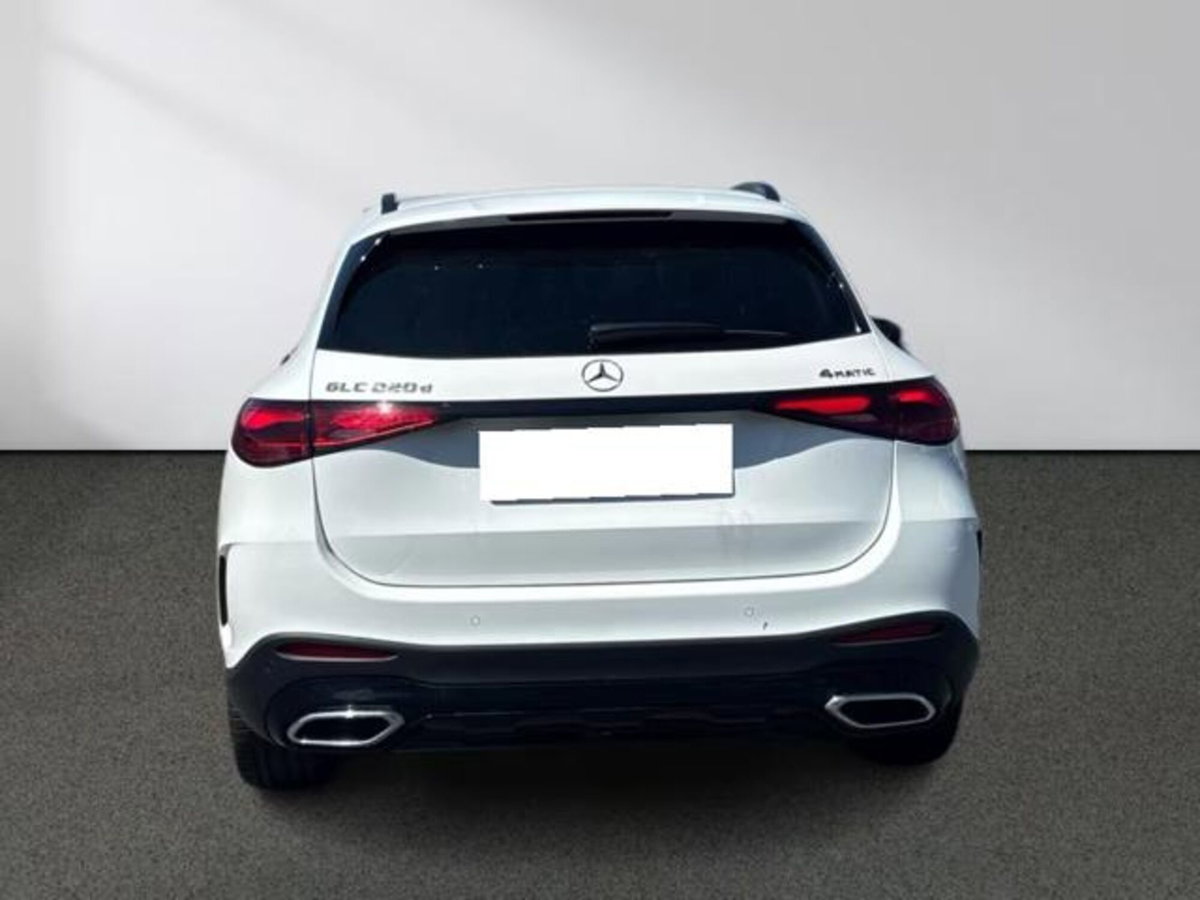 Mercedes-Benz GLC 220 d 4Matic Mild Hybrid AMG Premium Plus (13)