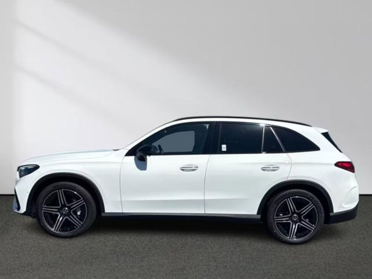 Mercedes-Benz GLC 220 d 4Matic Mild Hybrid AMG Premium Plus (2)