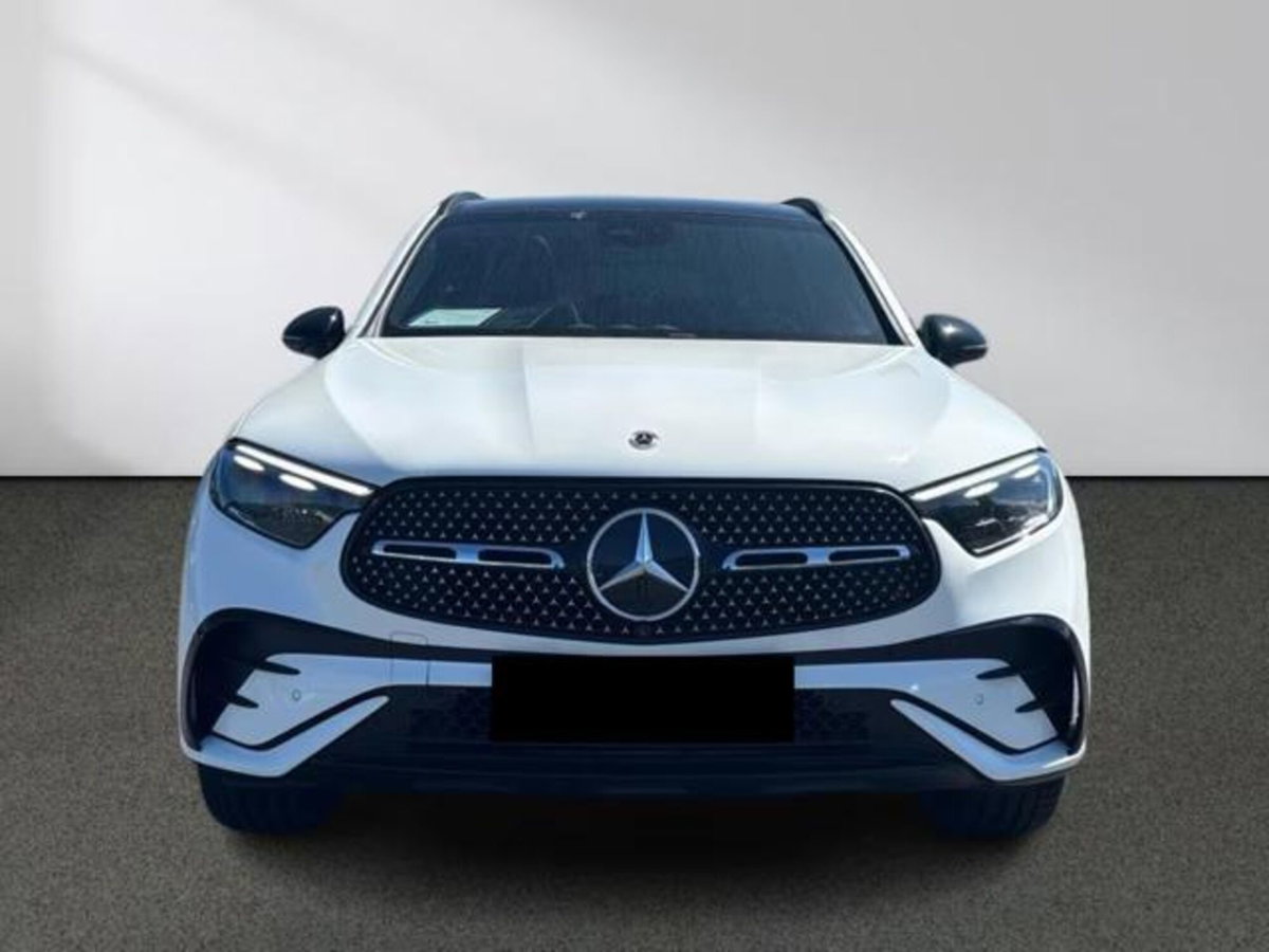 Mercedes-Benz GLC 220 d 4Matic Mild Hybrid AMG Premium Plus (4)