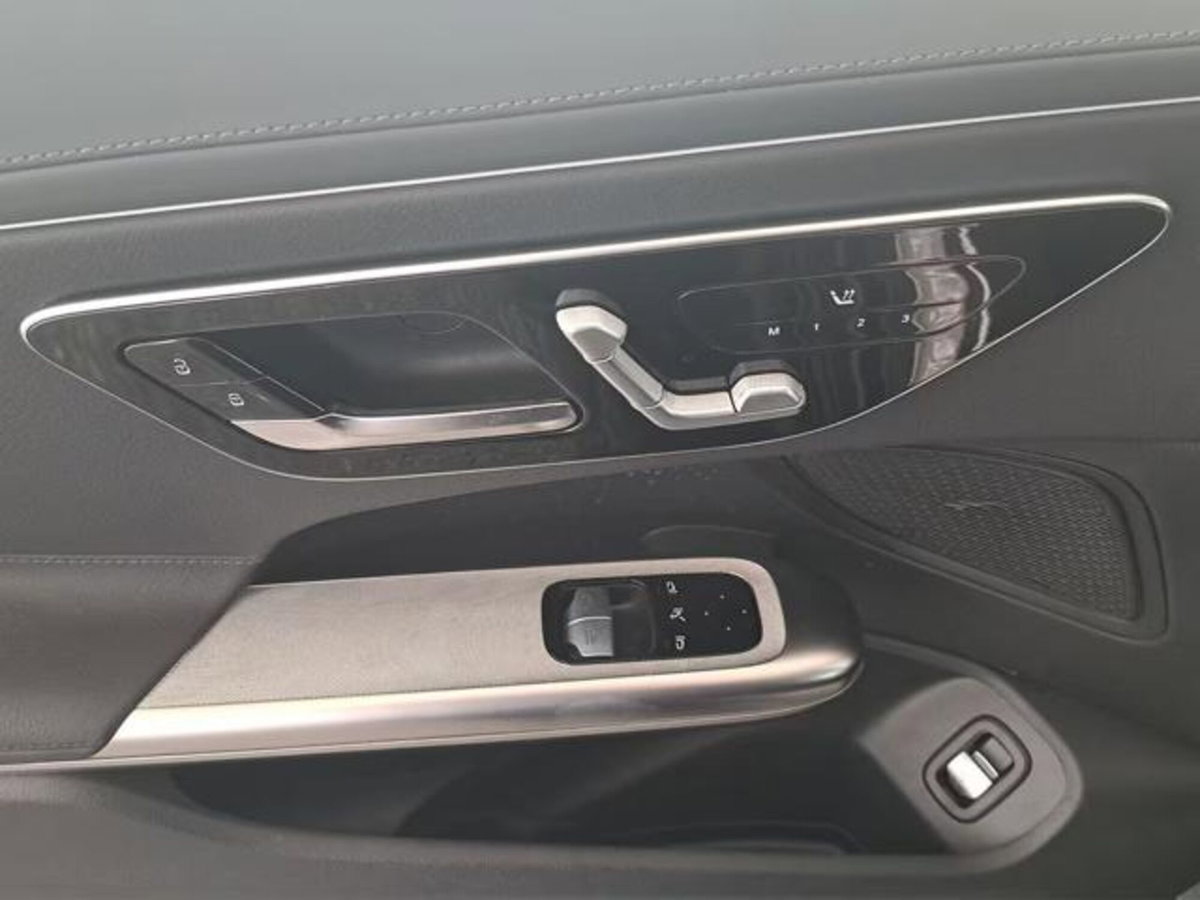 Mercedes-Benz CLE Coupé 200 AMG Line Premium auto (5)