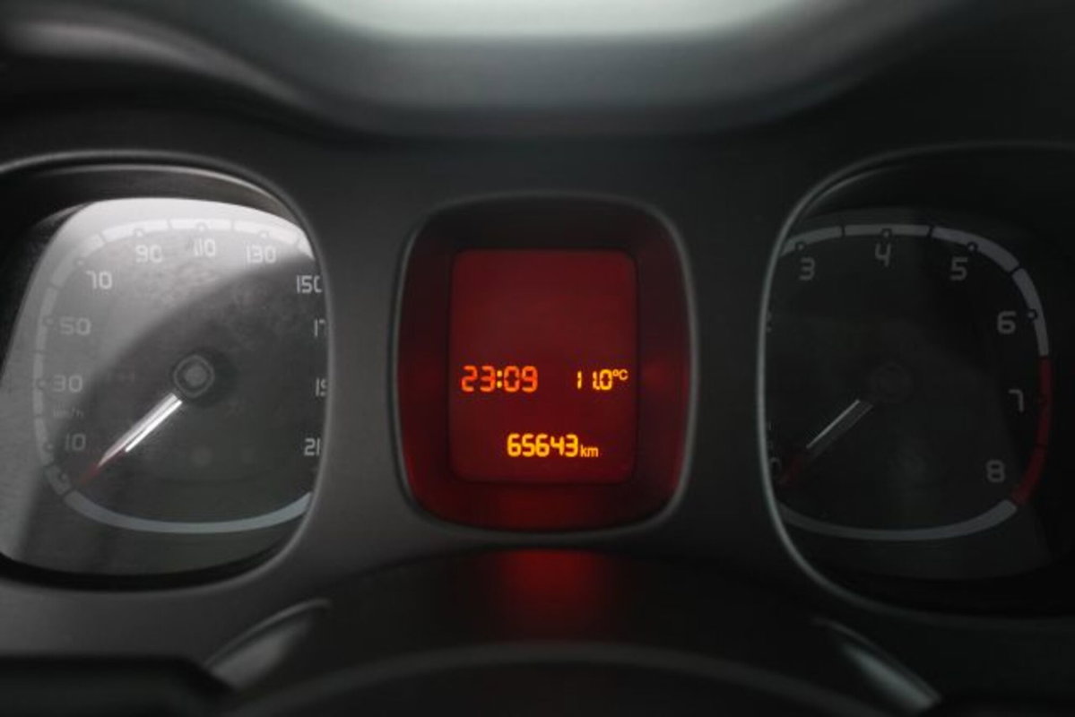 Fiat Panda 1.0 FireFly S&S Hybrid City Cross (14)
